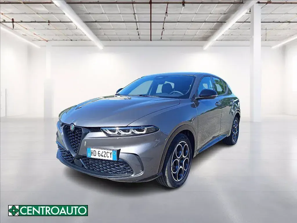 Nuova Alfa Romeo Tonale Sprint 160 CV (117 kW) 2026 Grigio metallizzato SUV
