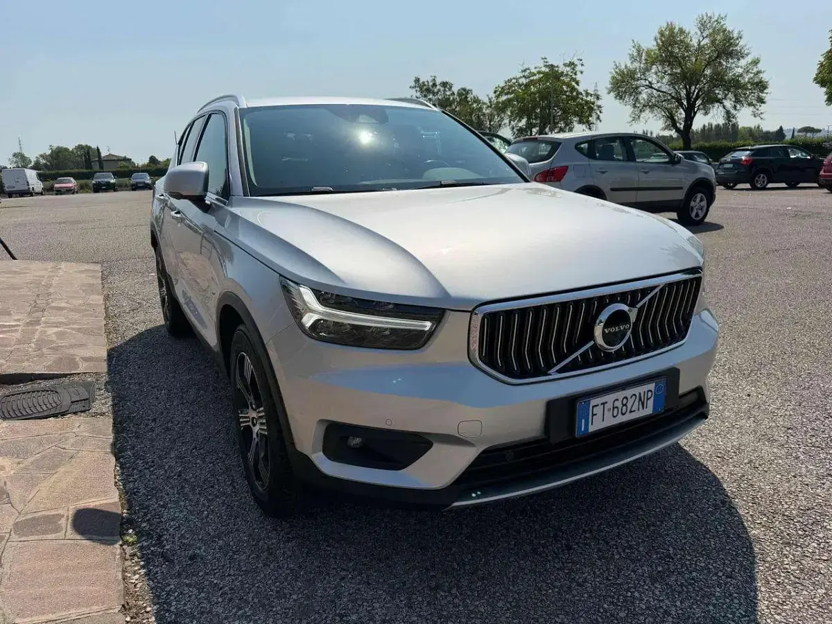 Usata Volvo XC40 Inscription 150 CV (110 kW) 2018 Grigio SUV