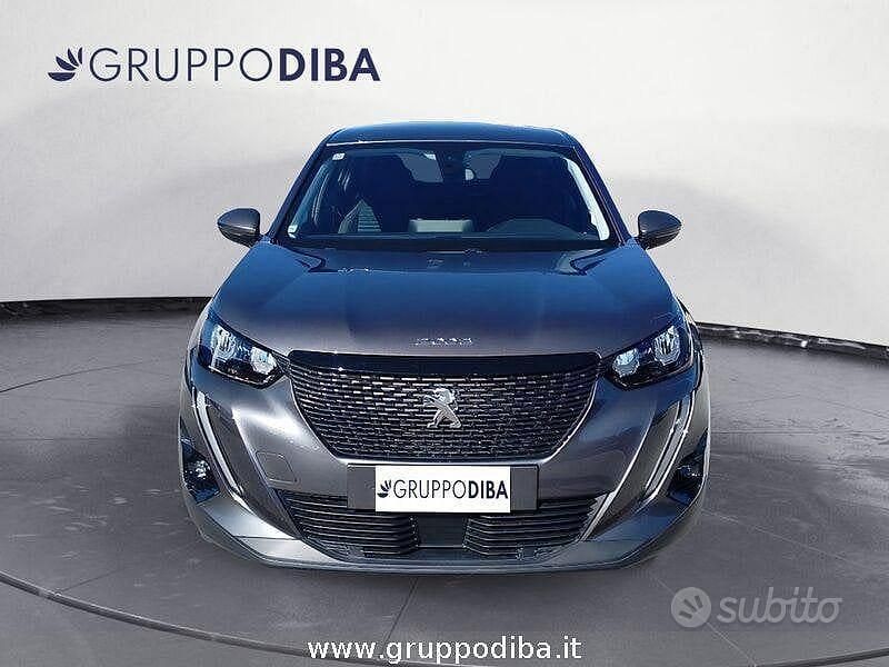 Usata Peugeot 2008 Allure 131 CV (96 kW) 2020 Grigio SUV
