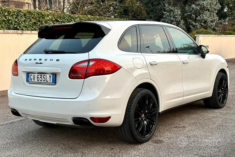 Usata Porsche Cayenne 245 CV (180 kW) 2012 Bianco SUV
