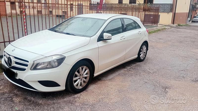 Begagnad Mercedes 180 109 HK (80 kW) 2014 Sedan