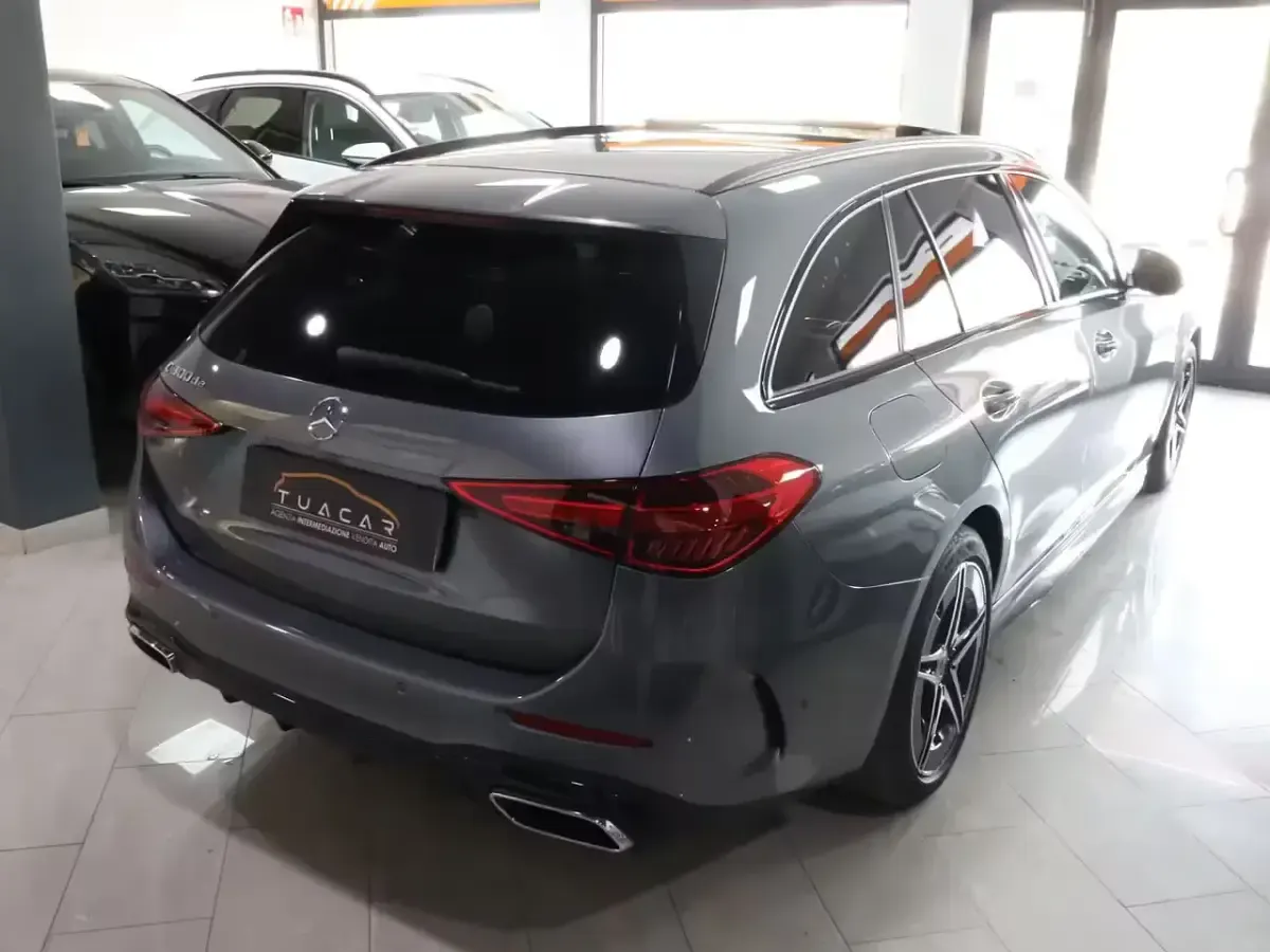 Usata Mercedes C300 AMG Line Premium 197 CV (144 kW) 2025 Grigio Station wagon
