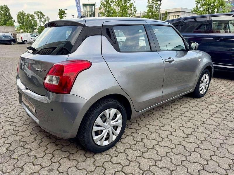 Second-hand Suzuki Swift 90 CP (66 kW) 2017 Gri Hatchback