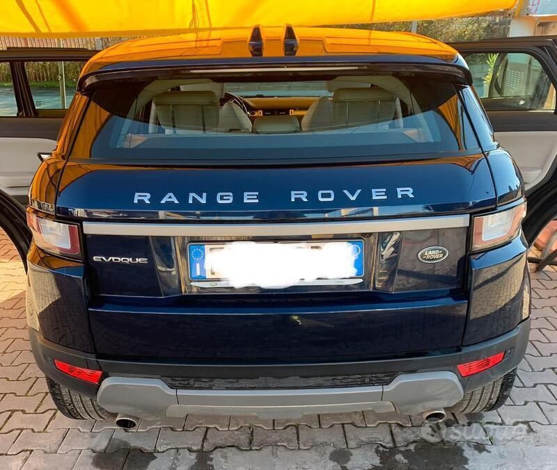 Usata Land Rover Range Rover evoque 150 CV (110 kW) 2019 Blu SUV