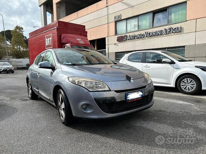 Usata Renault Mégane Dynamique 110 CV (80 kW) 2009 Grigio Berlina