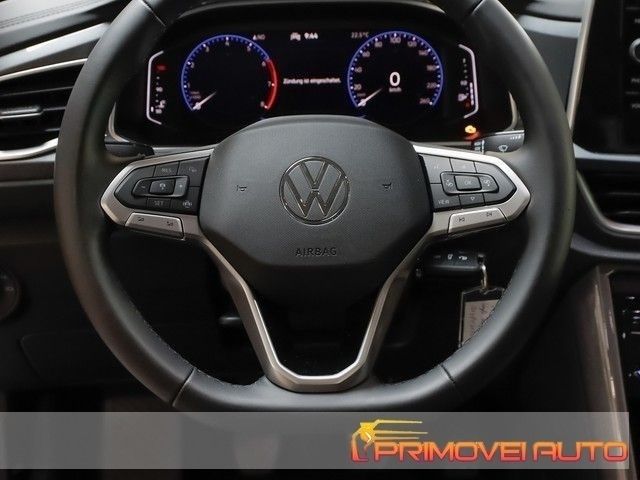 Nero metallizzato Usata 2023 VW T-Roc Style SUV | 30.700 € (Molto cara) - Immagine 1/4