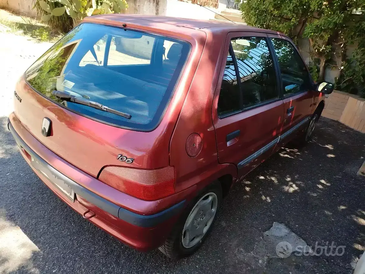 Usata Peugeot 106 50 CV (36 kW) 1997 Rosso Utilitaria
