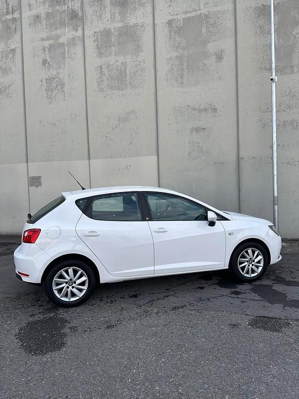 Second-hand Seat Ibiza Style 95 CP (69 kW) 2018 Alb Hatchback