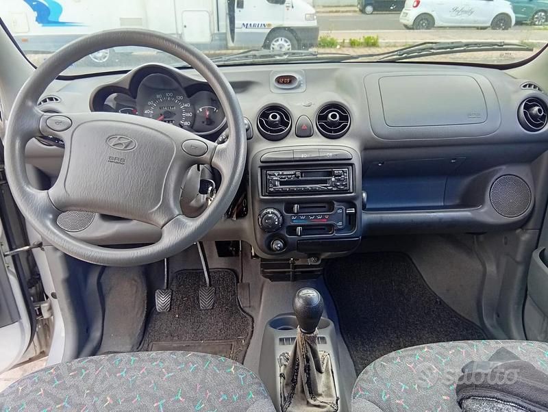 Usata Hyundai Atos Prime 54 CV (39 kW) 2000 Grigio Utilitaria