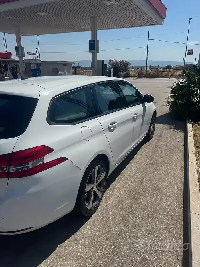 Usata Peugeot 308 SW 131 CV (96 kW) 2017 Bianco Station wagon