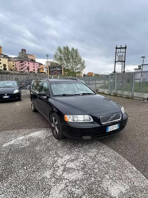 Usata Volvo V70 Summum 163 CV (119 kW) 2005 Nero Station wagon