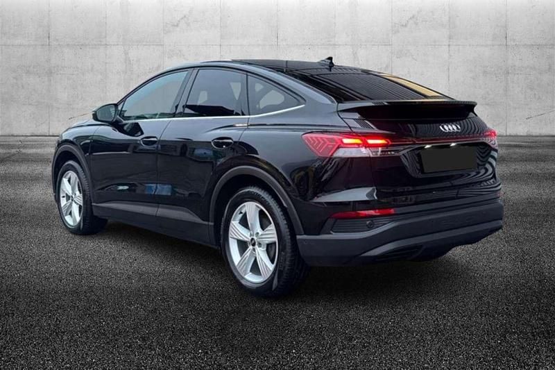 Usata Audi Q4 e-tron Business 69 kW (95 CV) 2022 Nero SUV