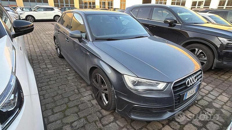 Usata Audi A3 S-Line 150 CV (110 kW) 2017 Grigio Berlina