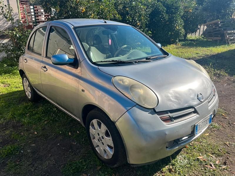 Usata 2004 Nissan Micra Tre volumi | 600 € - Immagine 1/4