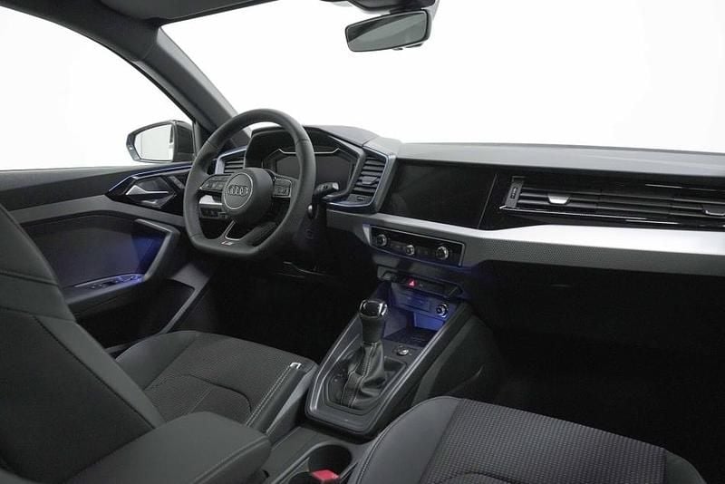 Nuova Audi A1 Sportback S-Line 150 CV (110 kW) 2026 Nero Utilitaria