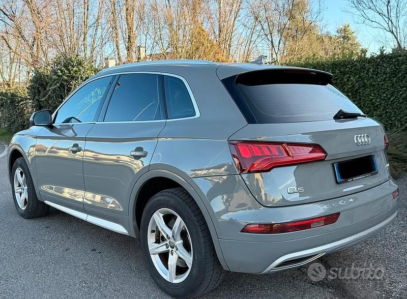 Usata Audi Q5 190 CV (139 kW) 2019 Grigio SUV