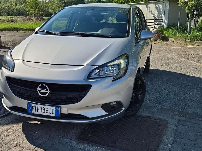 Usata 2017 Opel Corsa S Tre volumi | 8399 € (Ottimo prezzo) - Immagine 1/4