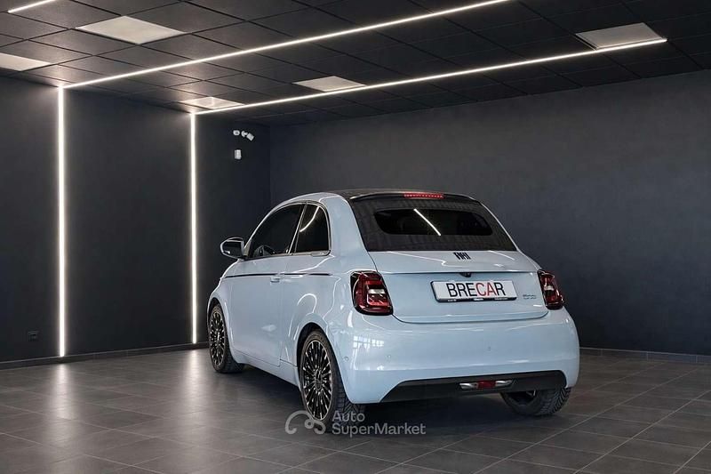 Usata Fiat 500e La Prima 42 kW (58 CV) 2021 Perlato Cabrio