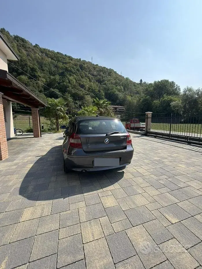 Usata BMW 120 163 CV (119 kW) 2005 Grigio Utilitaria