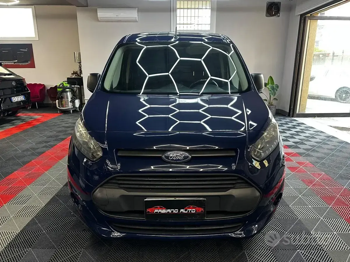 Usata Ford Transit Connect 101 CV (74 kW) 2017 Blu Monovolume