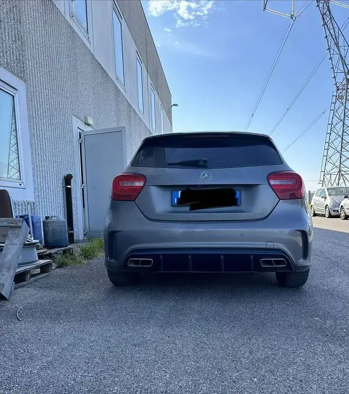 Usata Mercedes CLA200 136 CV (100 kW) 2013 Coupé