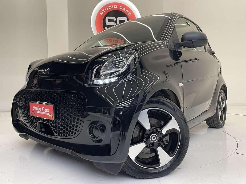 Usata Smart ForTwo Coupé Pure 41 kW (56 CV) 2020 Nero Utilitaria