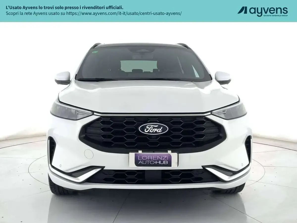 Usata Ford Kuga ST-Line X 179 CV (131 kW) 2024 Frozen white SUV