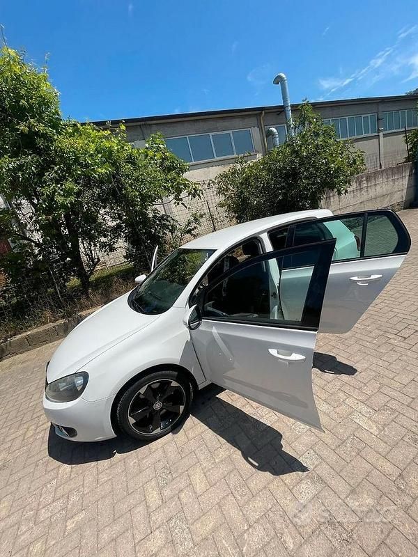 Usata VW Golf VI 2010 Bianco Utilitaria