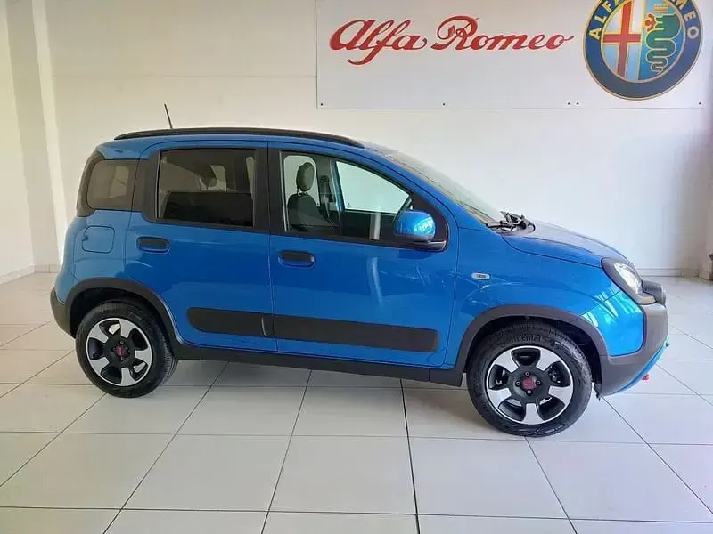 Usata Fiat Panda S 70 CV (51 kW) 2023 Blu Utilitaria