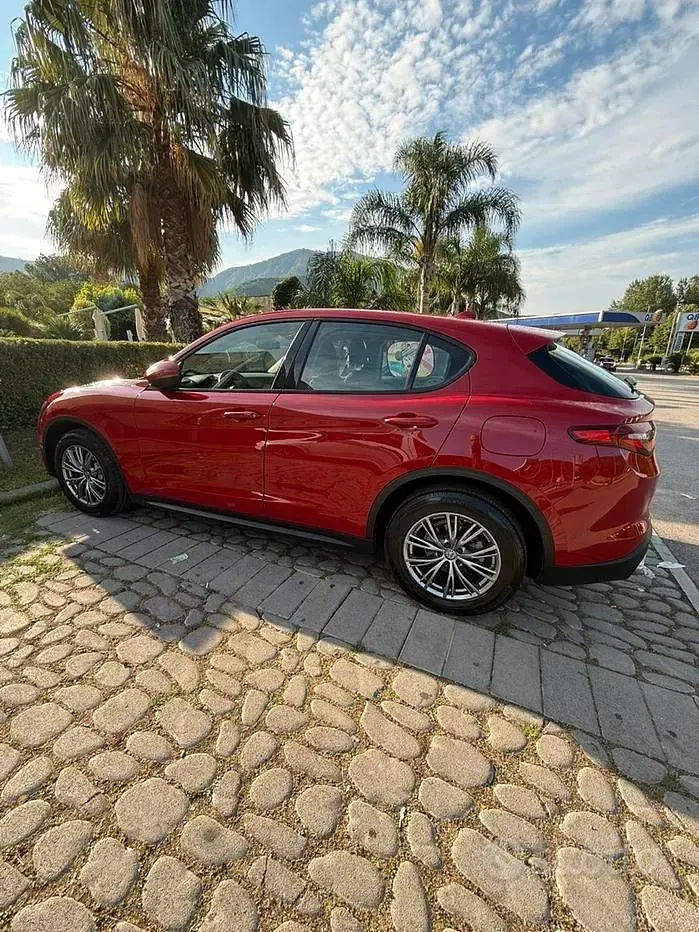 Usata Alfa Romeo Stelvio 160 CV (117 kW) 2021 Rosso SUV