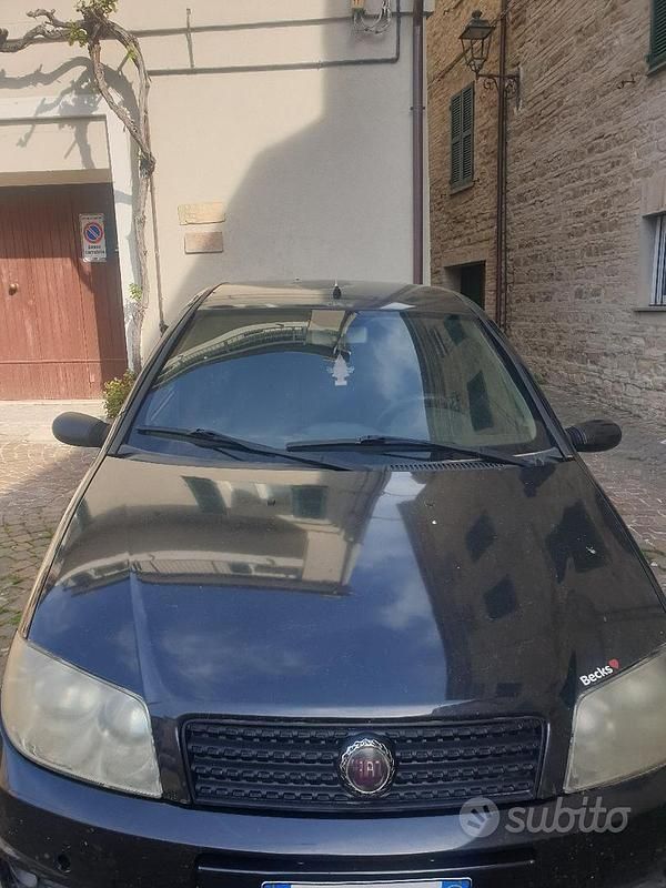 Usata Fiat Punto Abarth 69 CV (50 kW) 2004 Grigio Utilitaria