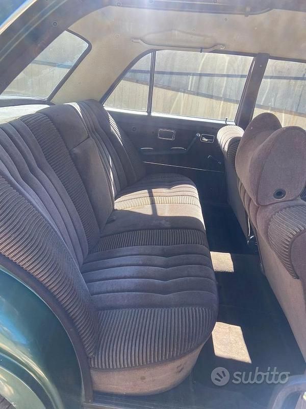 Usata Mercedes 280 SE 1970 Verde Berlina