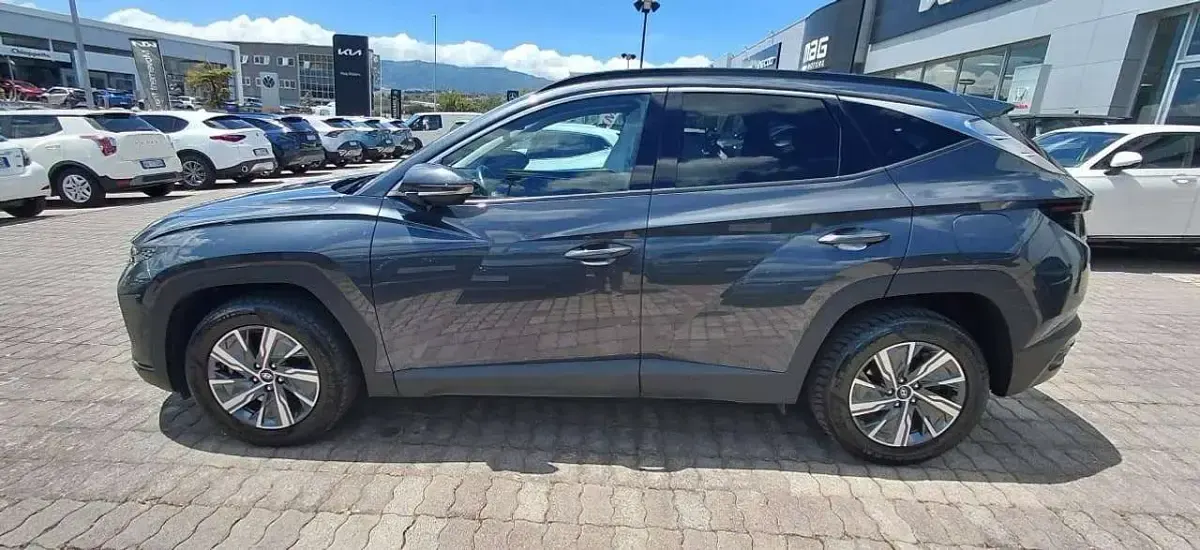 Usata Hyundai Tucson 179 CV (131 kW) 2023 Grigio SUV