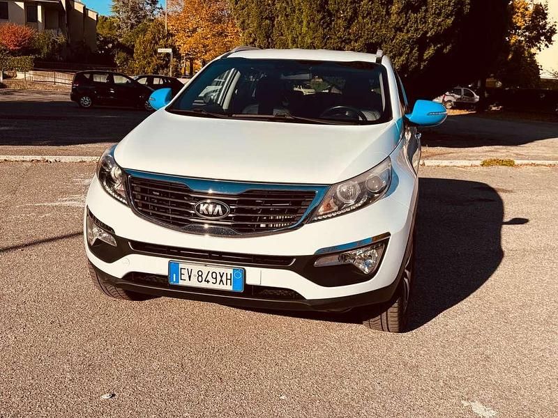 Bianco Usata 2014 Kia Sportage SUV | 10.100 € (Buon prezzo) - Immagine 1/4