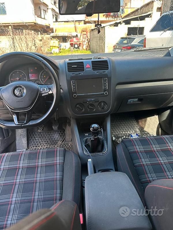 Usata VW Golf IV Comfortline 140 CV (102 kW) 2004 Blu Berlina