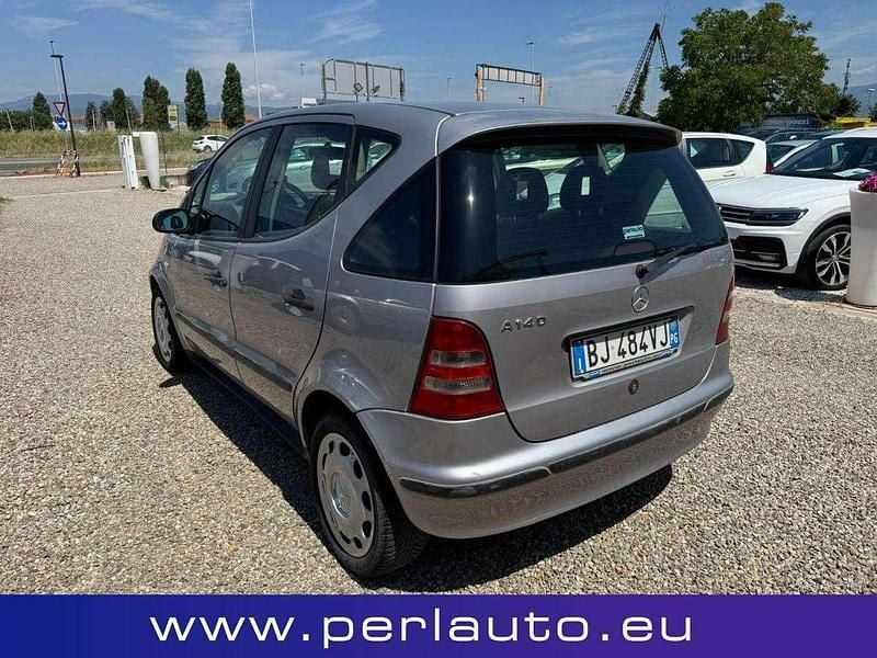 Usata Mercedes A140 Classic 82 CV (60 kW) 1999 Argento Berlina