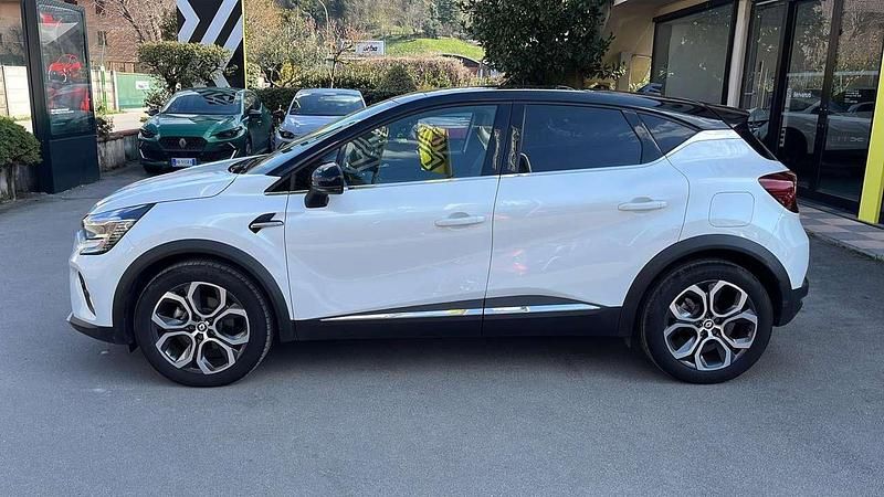 Usata Renault Captur Intens 92 CV (67 kW) 2022 Bianco SUV