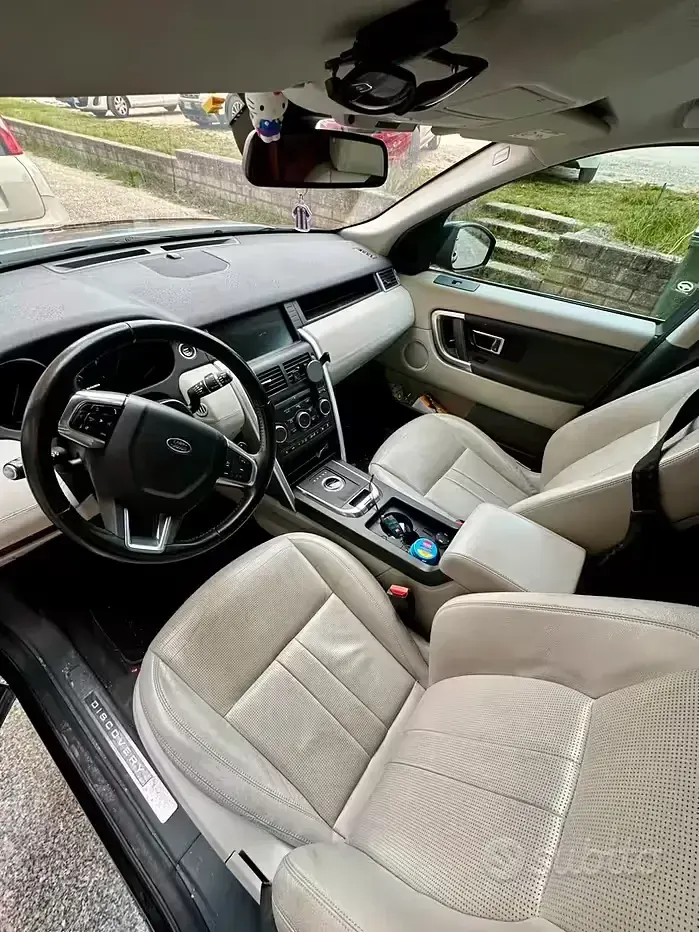 Usata Land Rover Discovery Sport 179 CV (131 kW) 2018 Nero SUV