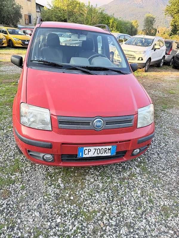 Usata Fiat Panda Dynamic 60 CV (44 kW) 2004 Rosso Utilitaria