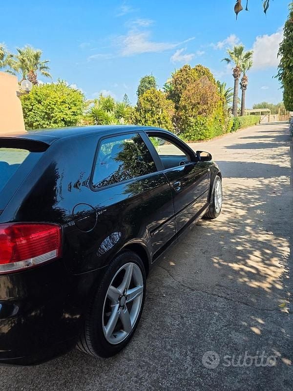 Usata Audi A3 140 CV (102 kW) 2008 Nero Utilitaria
