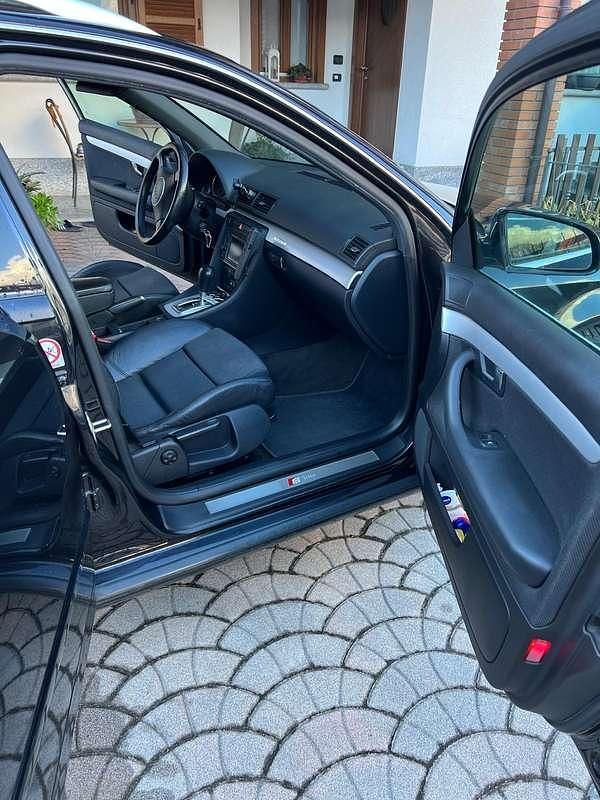 Occasion Audi A4 Ambiente 179 PK (131 kW) 2003 Zwart Stationwagen