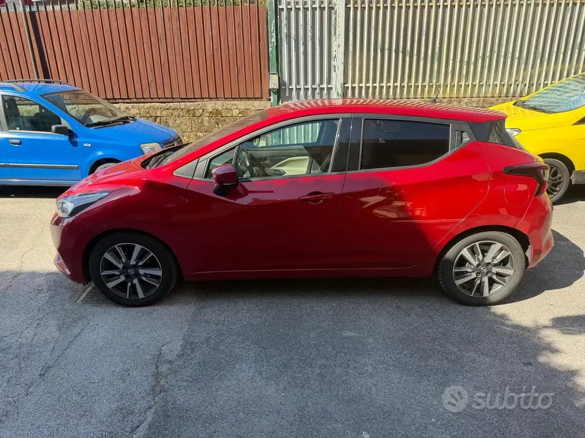 Usata Nissan Micra N-Connecta 90 CV (66 kW) 2017 Rosso Utilitaria