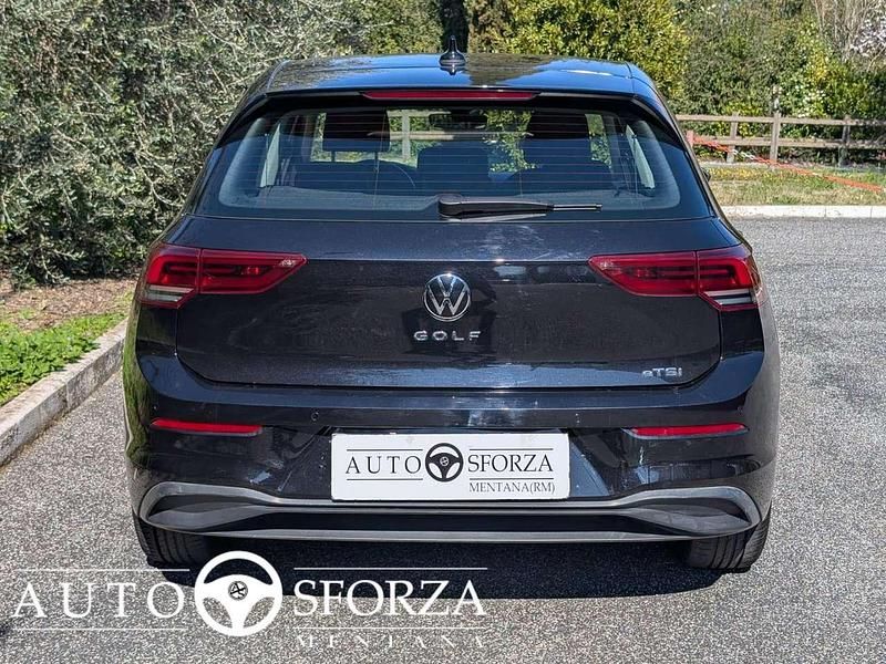 Usata VW Golf VIII Life 110 CV (80 kW) 2021 Nero Berlina