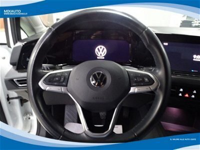 Usato 2021 VW Golf VIII 2.0 Diesel 150 CV (27.900 €)
