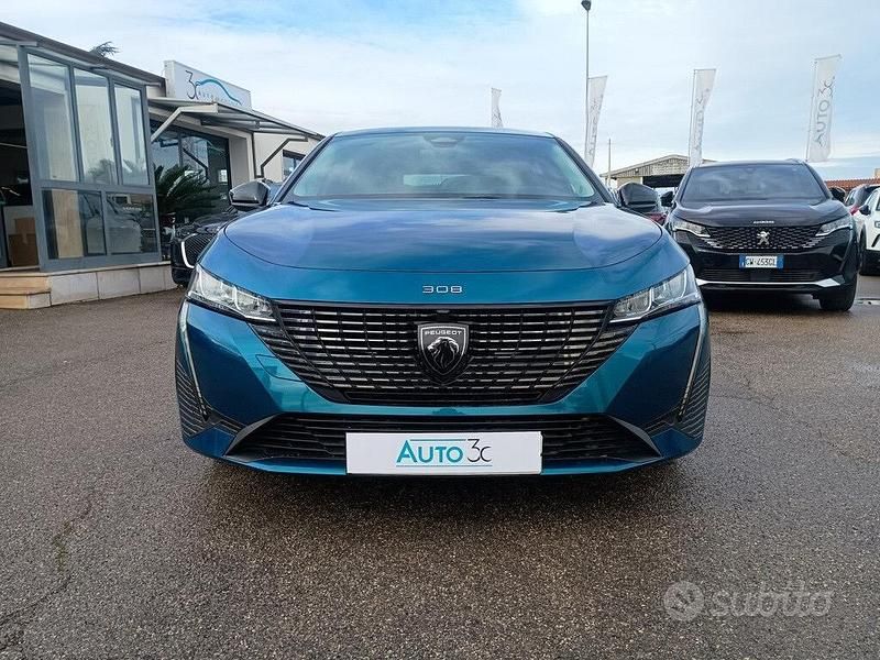 Usata Peugeot 308 Allure 131 CV (96 kW) 2024 Blu Berlina