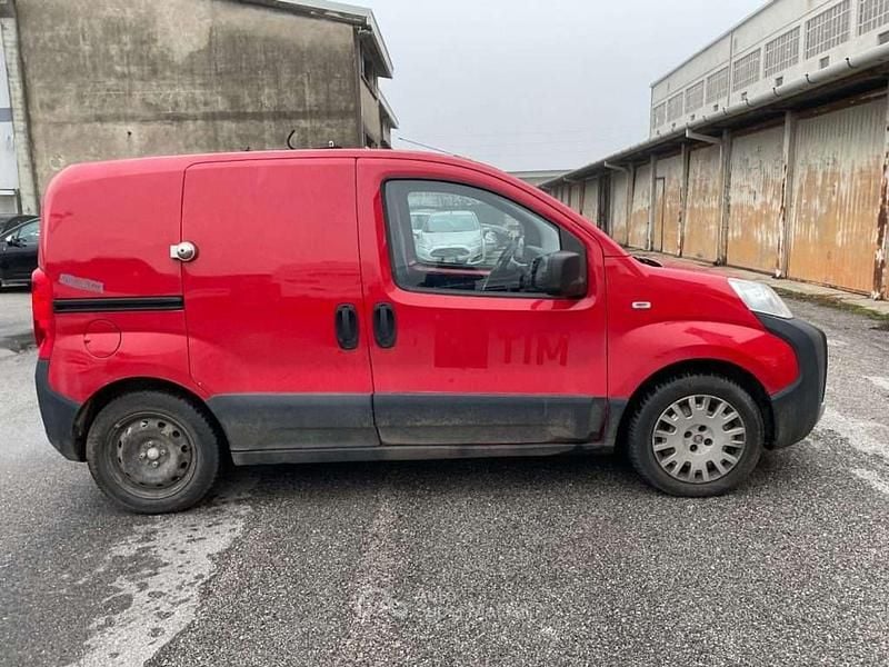 Usata Fiat Fiorino 95 CV (69 kW) 2016 Rosso pastello Monovolume