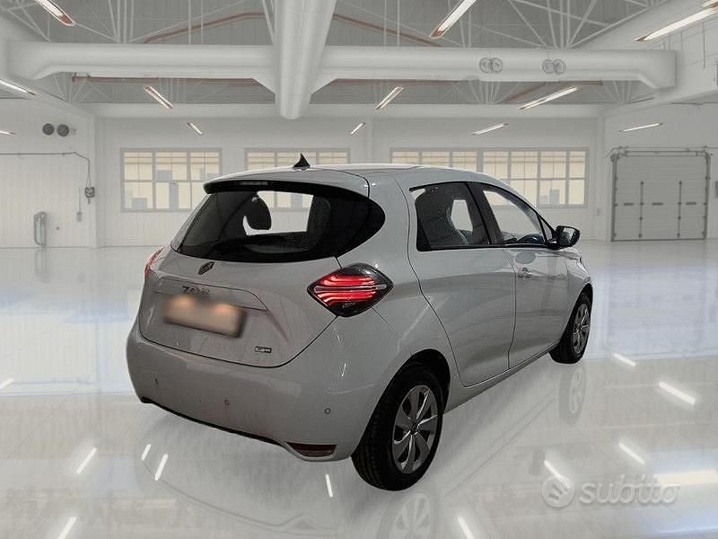 Usata Renault Zoe Life 80 kW (109 CV) 2021 Bianco Utilitaria