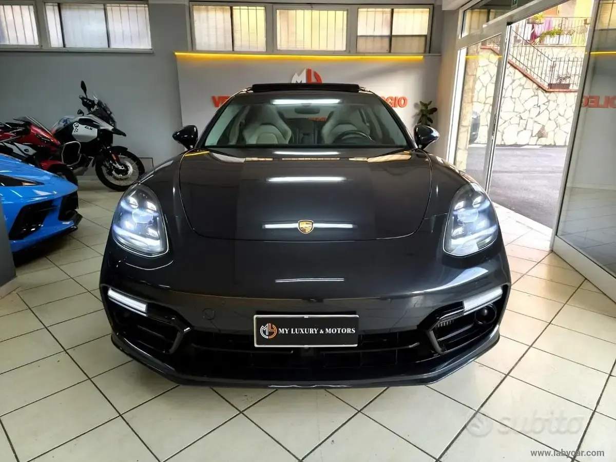 Usata Porsche Panamera Turbo Sport Turismo Sport Turismo 550 CV (404 kW) 2017 Station wagon