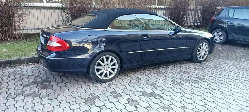 Usata Mercedes CLK200 Elegance 163 CV (119 kW) 2007 Blu/azzurro Cabrio