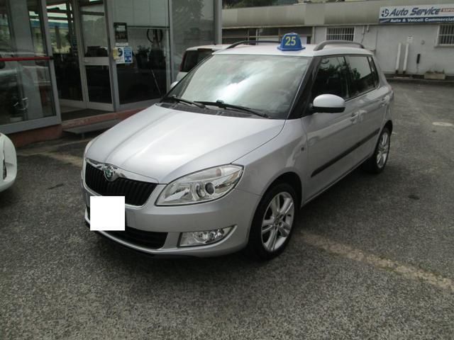 Usata Skoda Fabia Monte Carlo 105 CV (77 kW) 2012 Argento metallizzato Utilitaria
